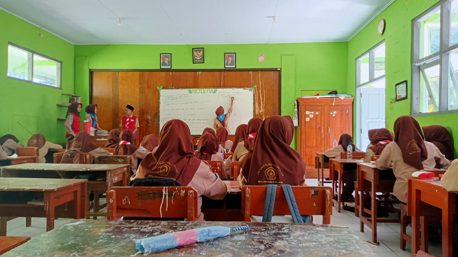 PMR (Palang Merah Remaja)